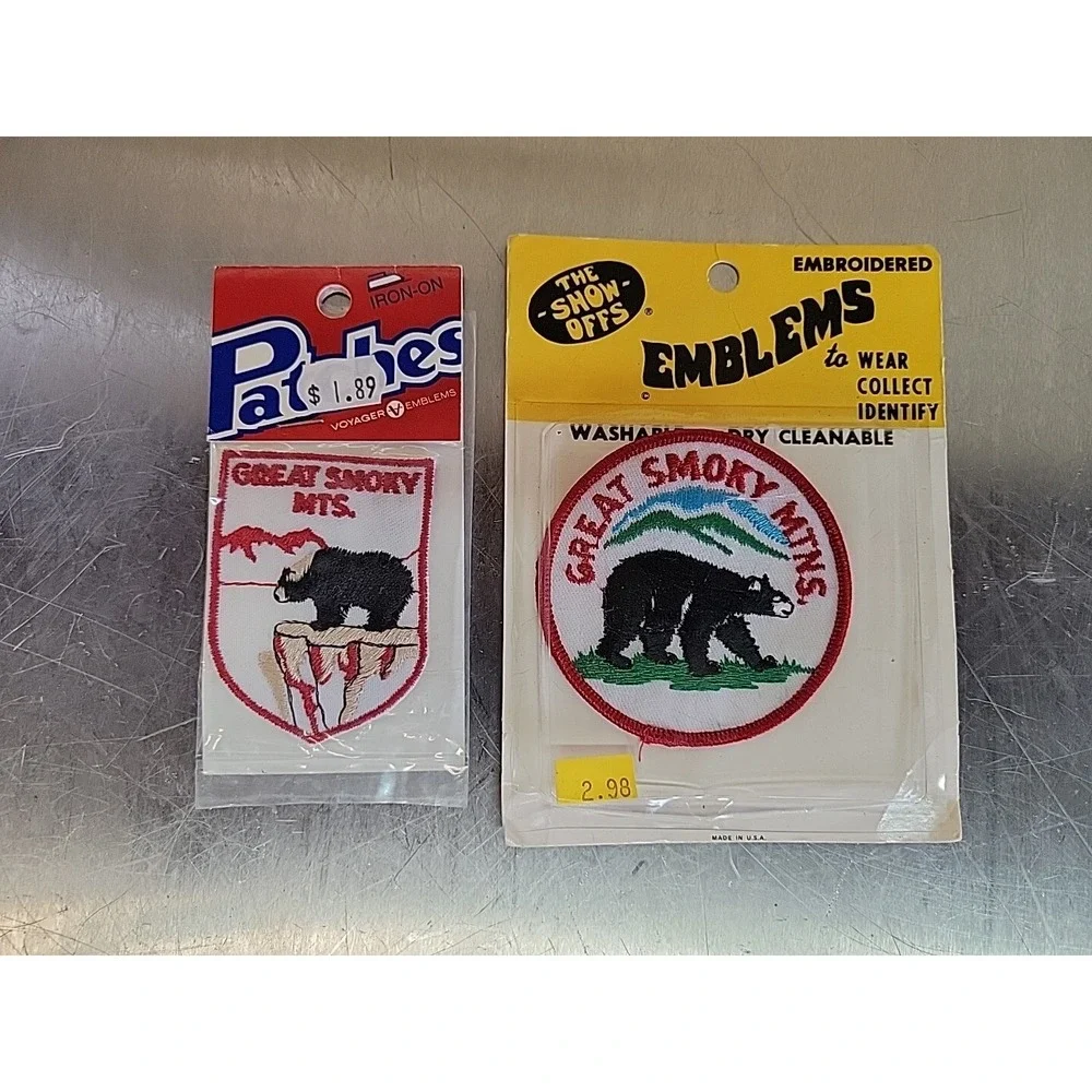 Show Offs Emblems Black Bear Patch GREAT SMOKY MOUNTAINS Mtns National Park